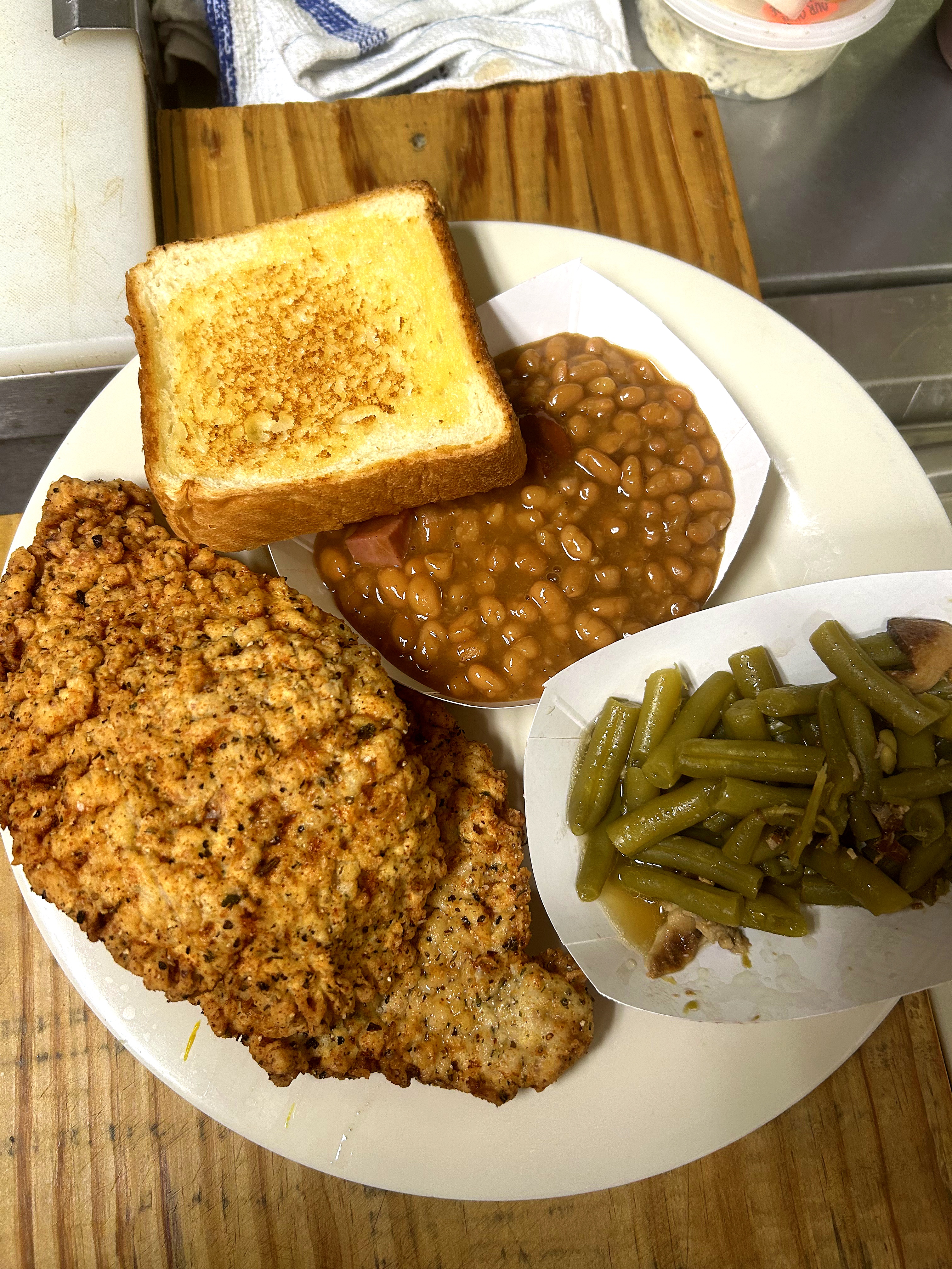 Dave's Smokehouse BBQ Plate